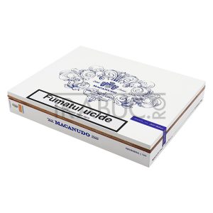 Cutie din lemn cu 10 trabucuri Macanudo French Oak Barrel