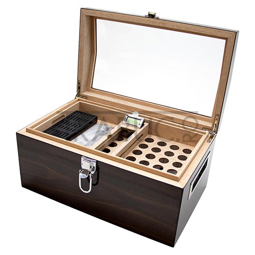 Humidor Trabucuri Ebony Finish cu capacitate de pana la 50 trabucuri